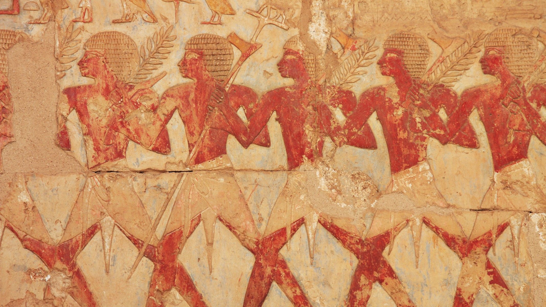 Arqueólogos encontram tumba de 4 mil anos de médico especialista em venenos