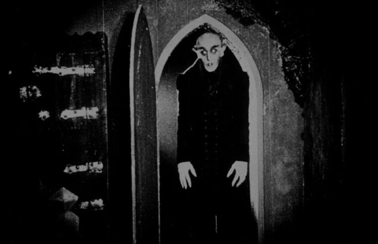 Nosferatu: Veja 10 diferenças do novo filme em relação ao original de 1922