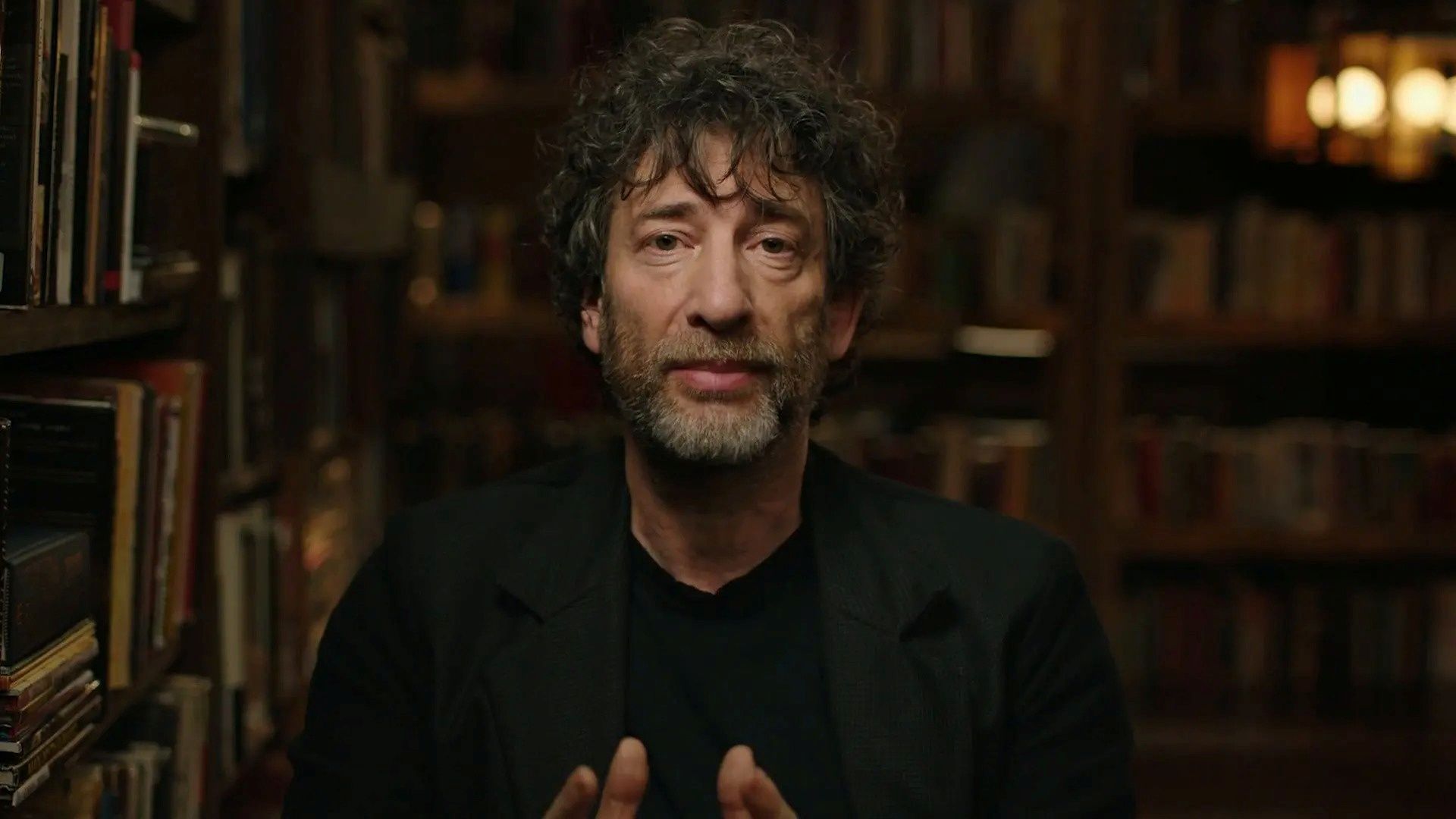 Acusações de abuso contra Neil Gaiman são reforçadas em nova reportagem