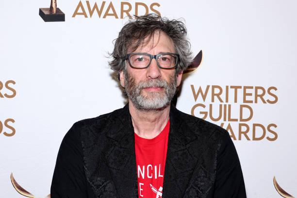 Neil Gaiman, criador de Sandman, responde a acusações de abuso sexual