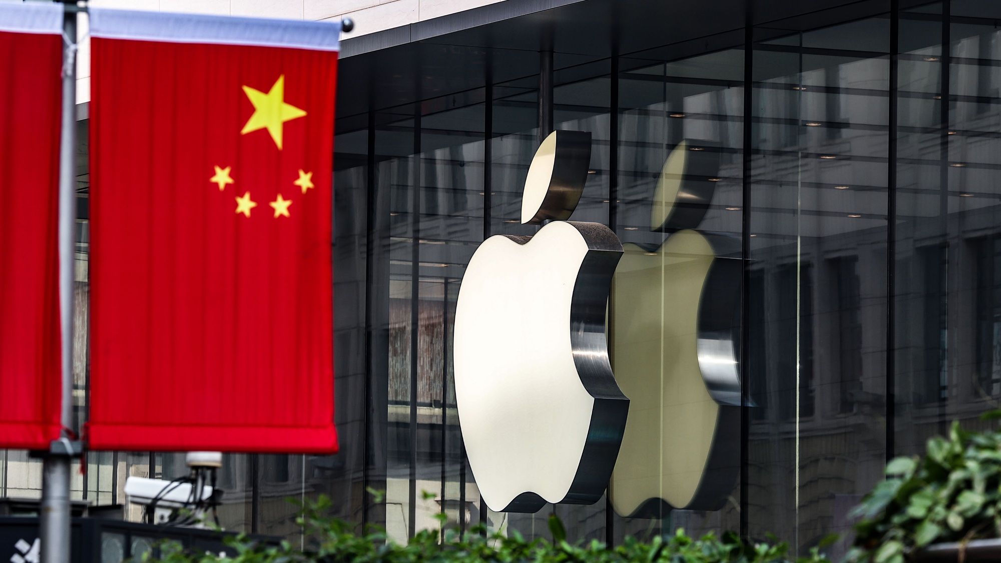 Apple em QUEDA LIVRE na China — The BRIEF #22/01