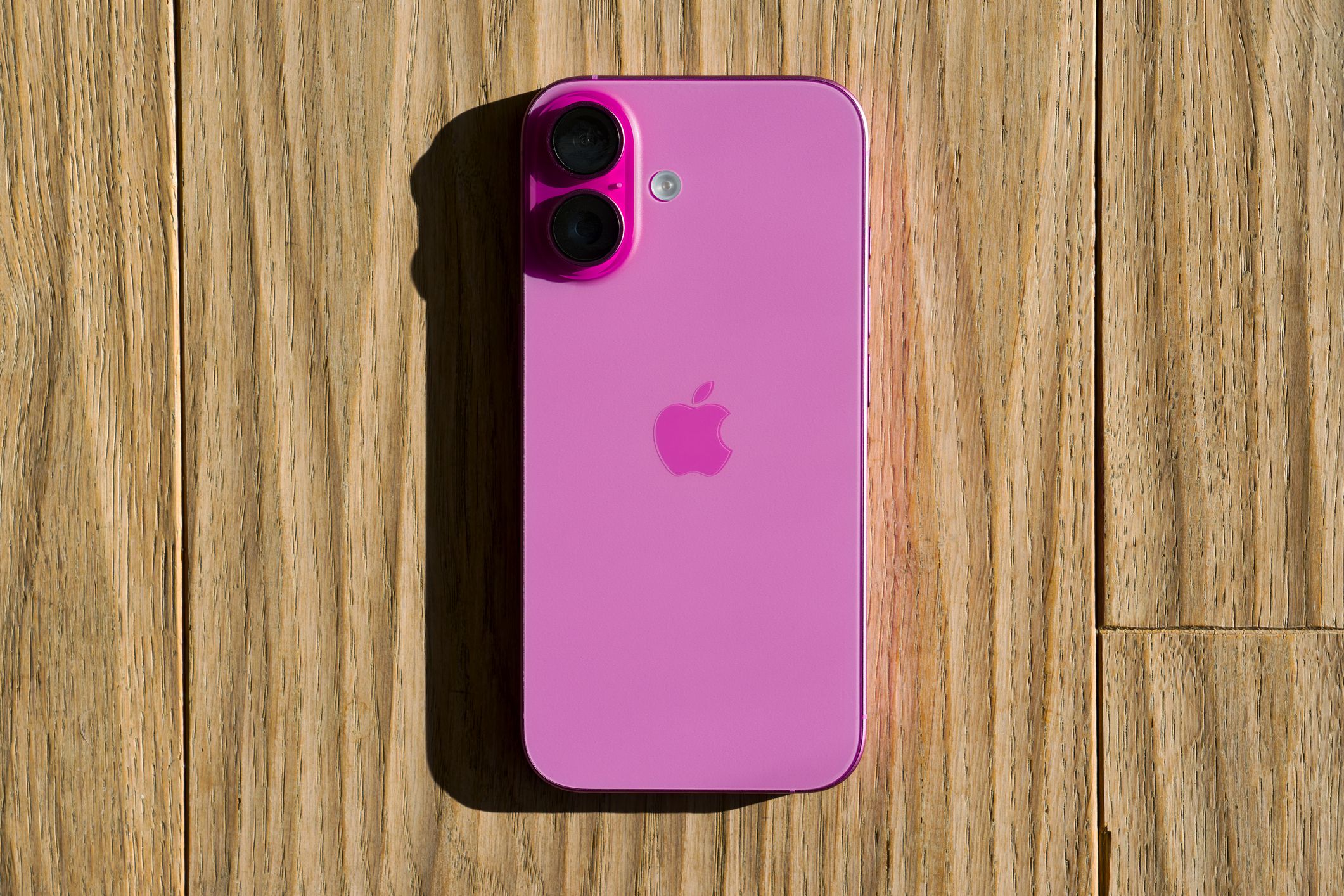 iPhone 17 pode ter módulo de câmeras inédito (e nada inovador) mostra rumor