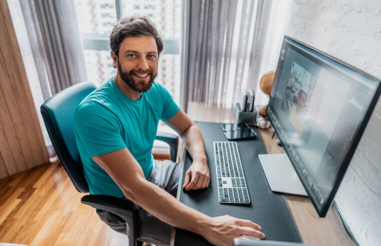 Trabalho remoto nos EUA: empresa tem mais de 40 vagas para devs abertas