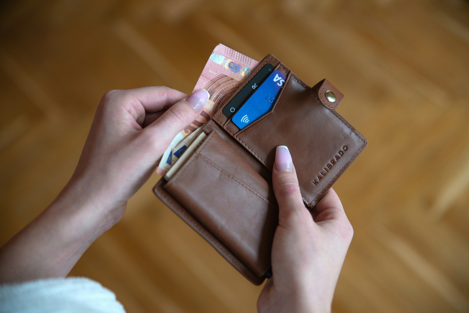 Cashback: famílias de baixa renda inscritas no CadÚnico terão devolução de impostos
