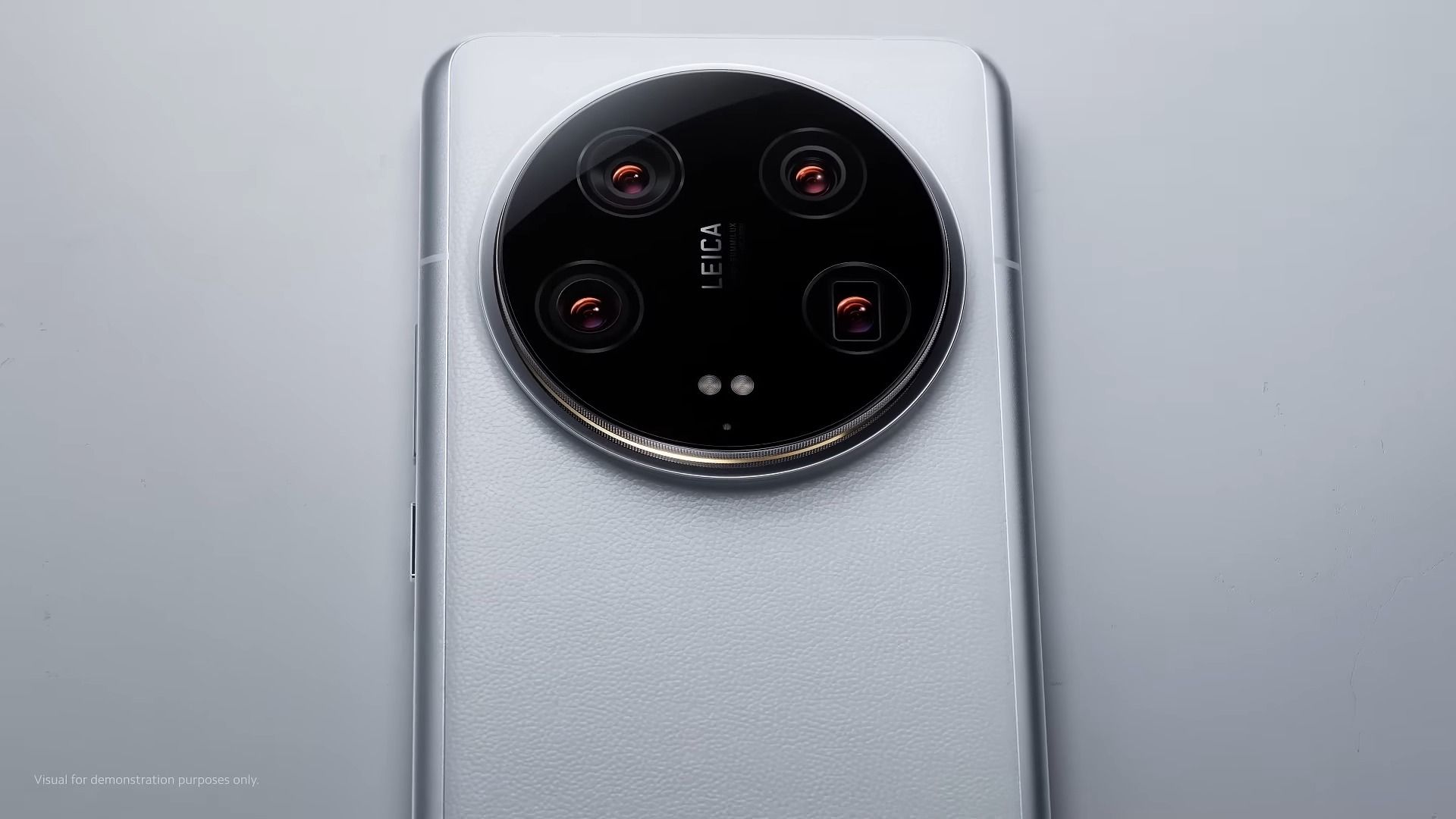 Xiaomi 15 Ultra vaza em 1ª imagem com câmera gigantesca