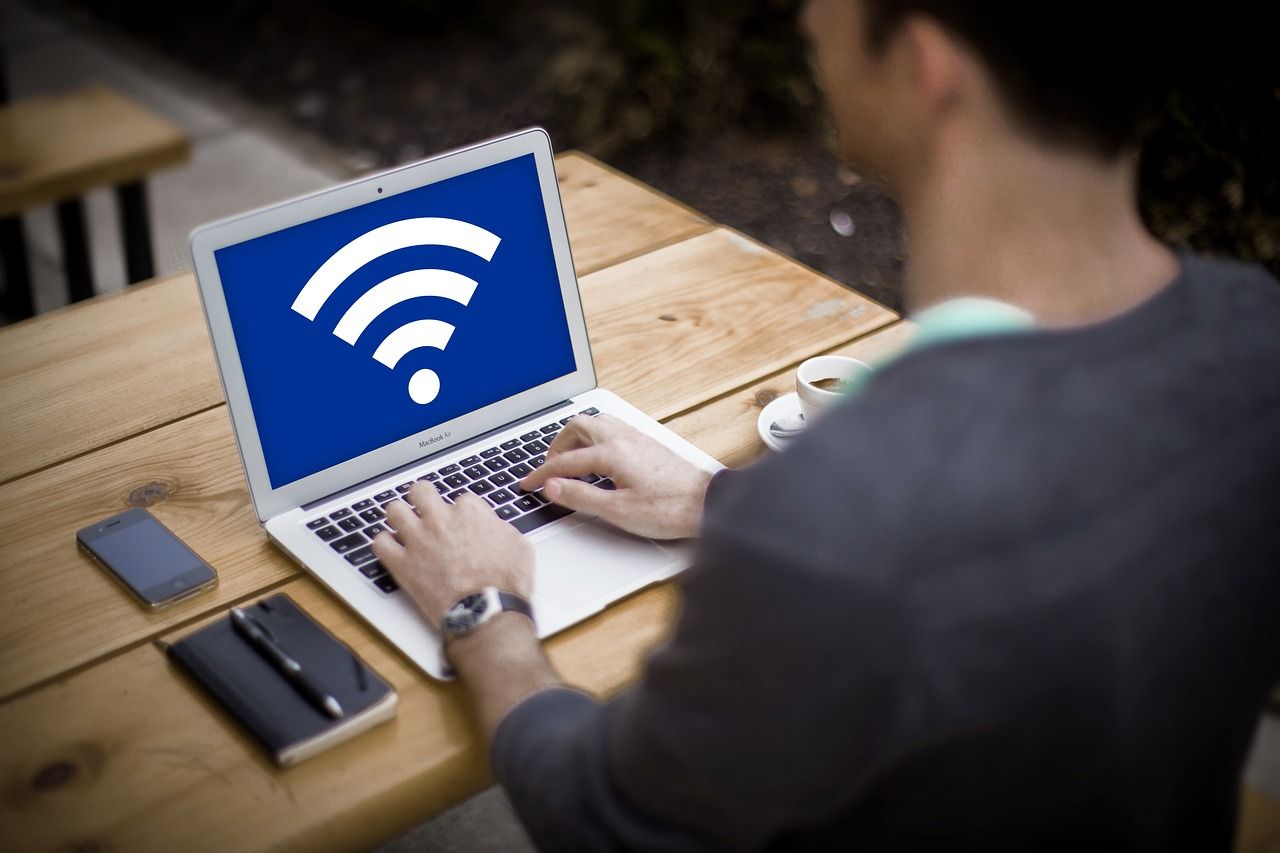 Mudança na faixa de 6 GHz gera crise entre provedores e Anatel e pode afetar o Wi-Fi