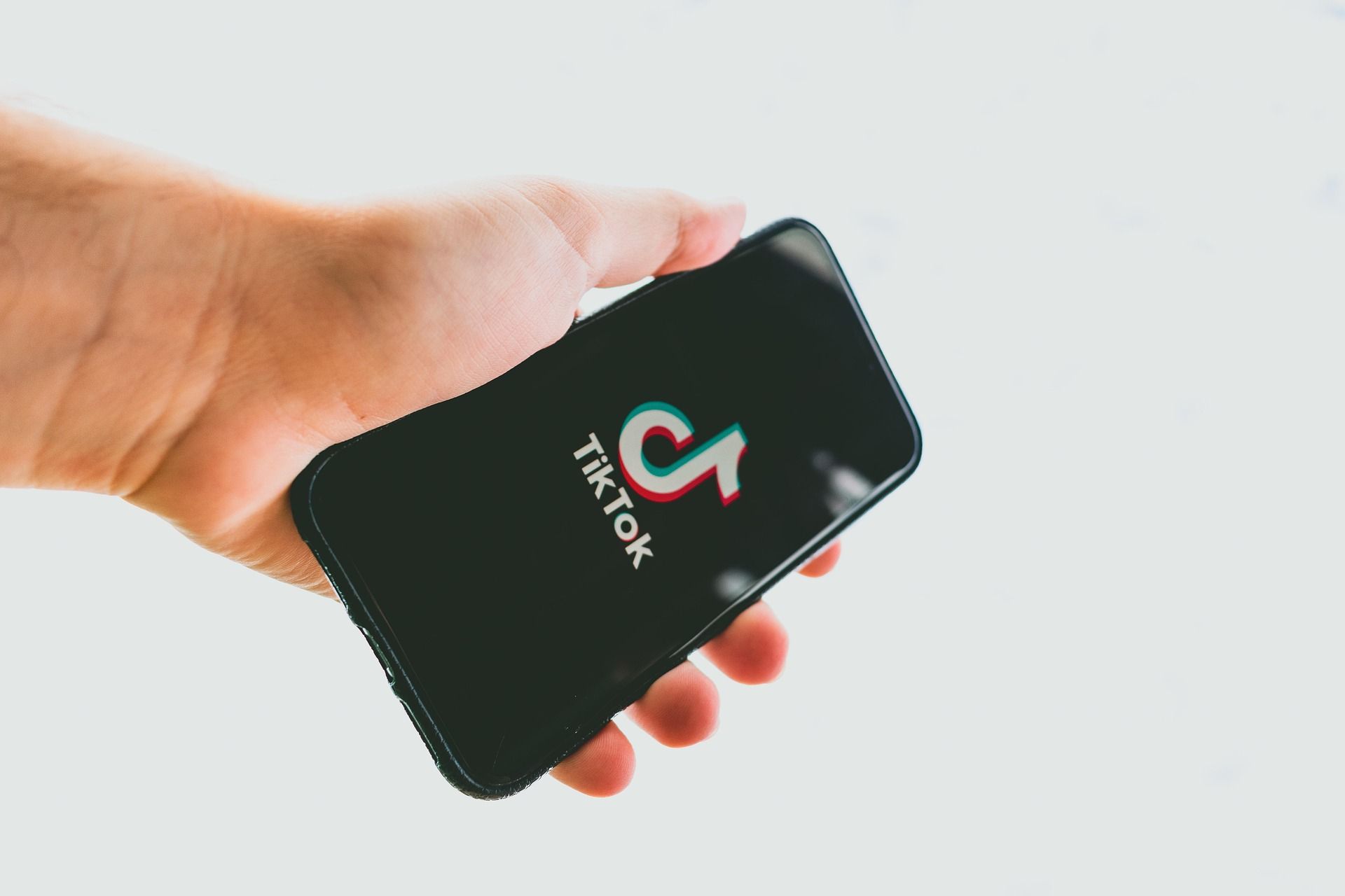 MrBeast e investidores oferecem mais de US$ 20 bilhões para comprar o TikTok
