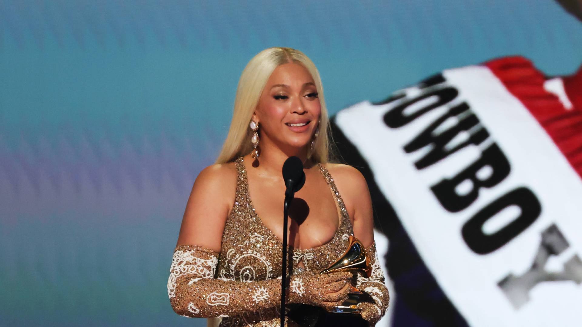 Anitta e Taylor Swift ficam sem prêmios no Grammy 2025! Veja lista completa de ganhadores