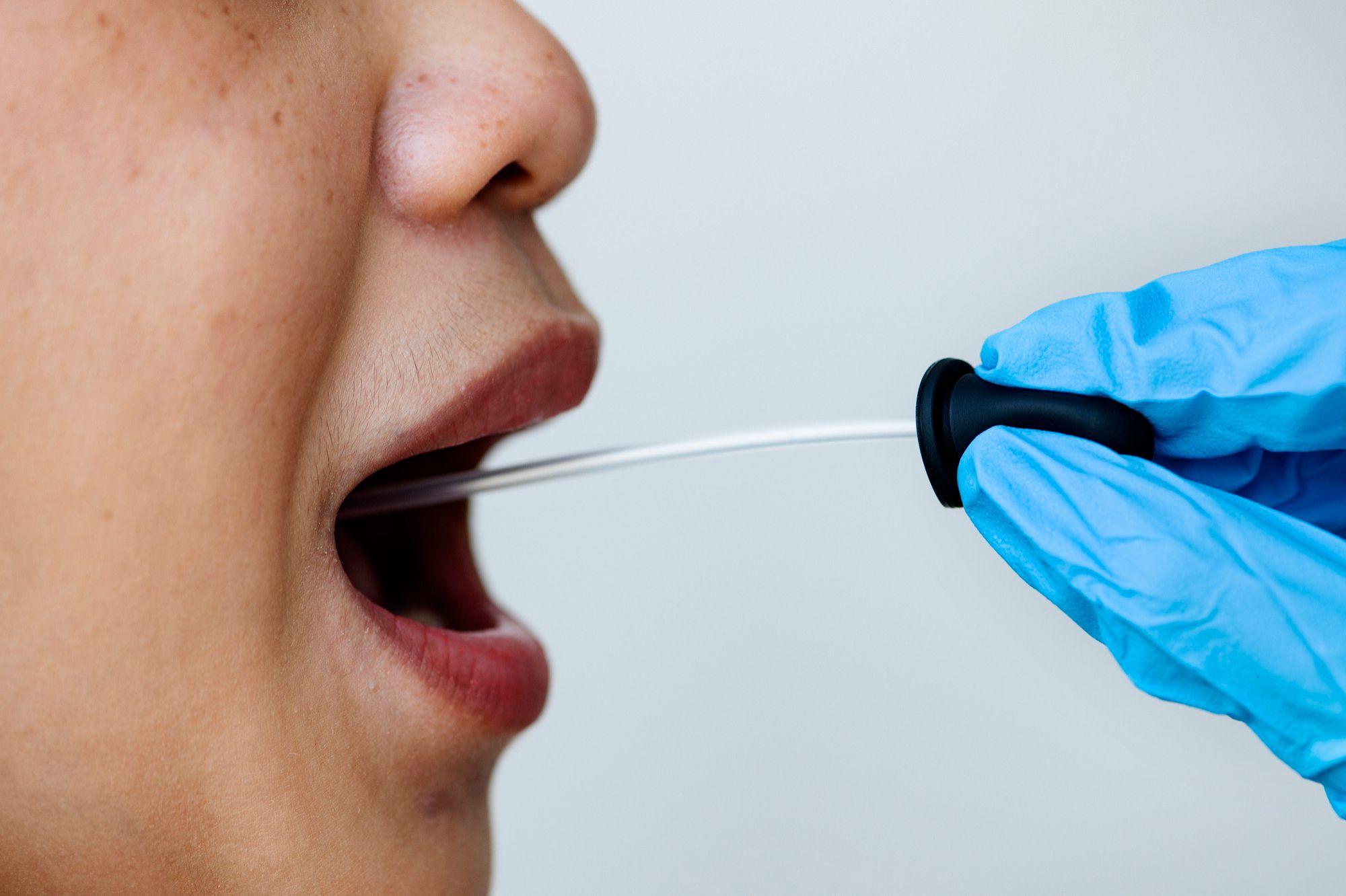 Usando um cotonete, novo teste prevê quanto uma pessoa ainda tem de vida
