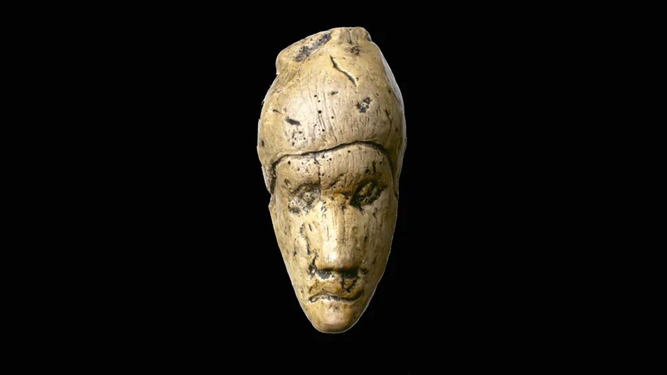 Cabeça de Dolní Vestonice: o ”retrato 3×4” de 26 mil anos em marfim de mamute