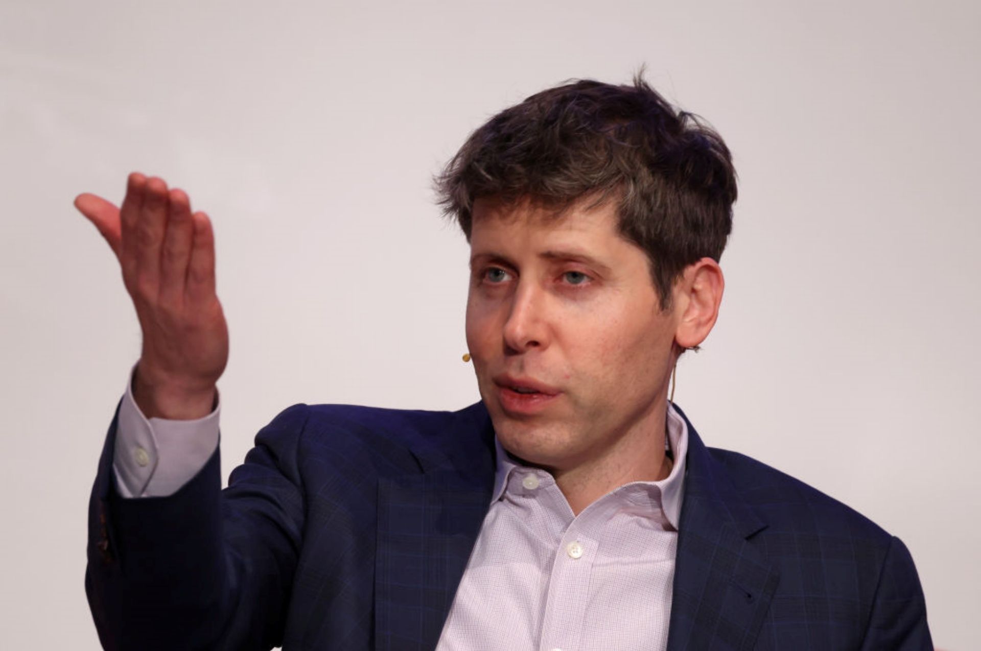 CEO da OpenAI adverte em relação à ‘superinteligência’; confira