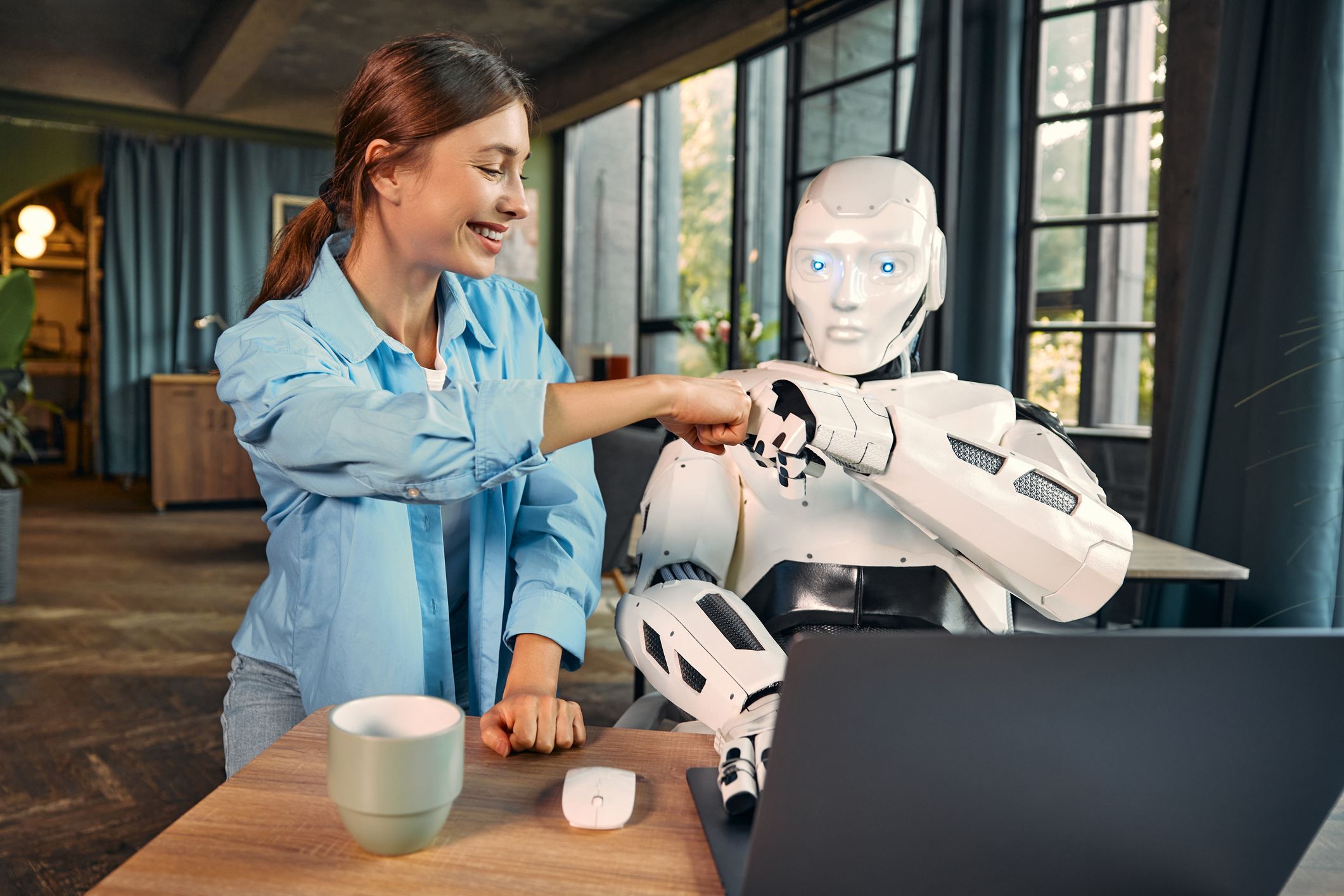 iRobot? Apple estaria planejando fabricar robôs humanoides, sugere relatório