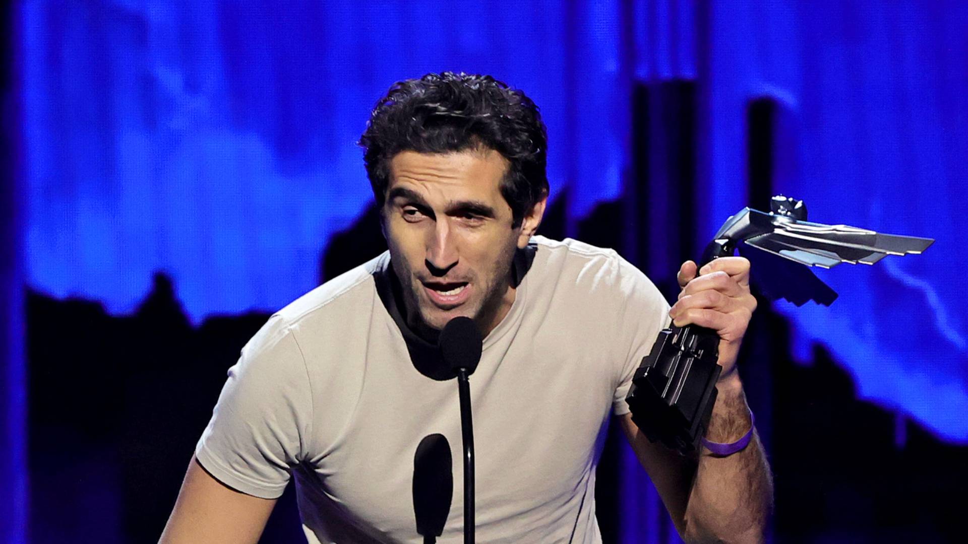 Criador de It Takes Two e Split Fiction, Josef Fares defende uso de IAs nos jogos