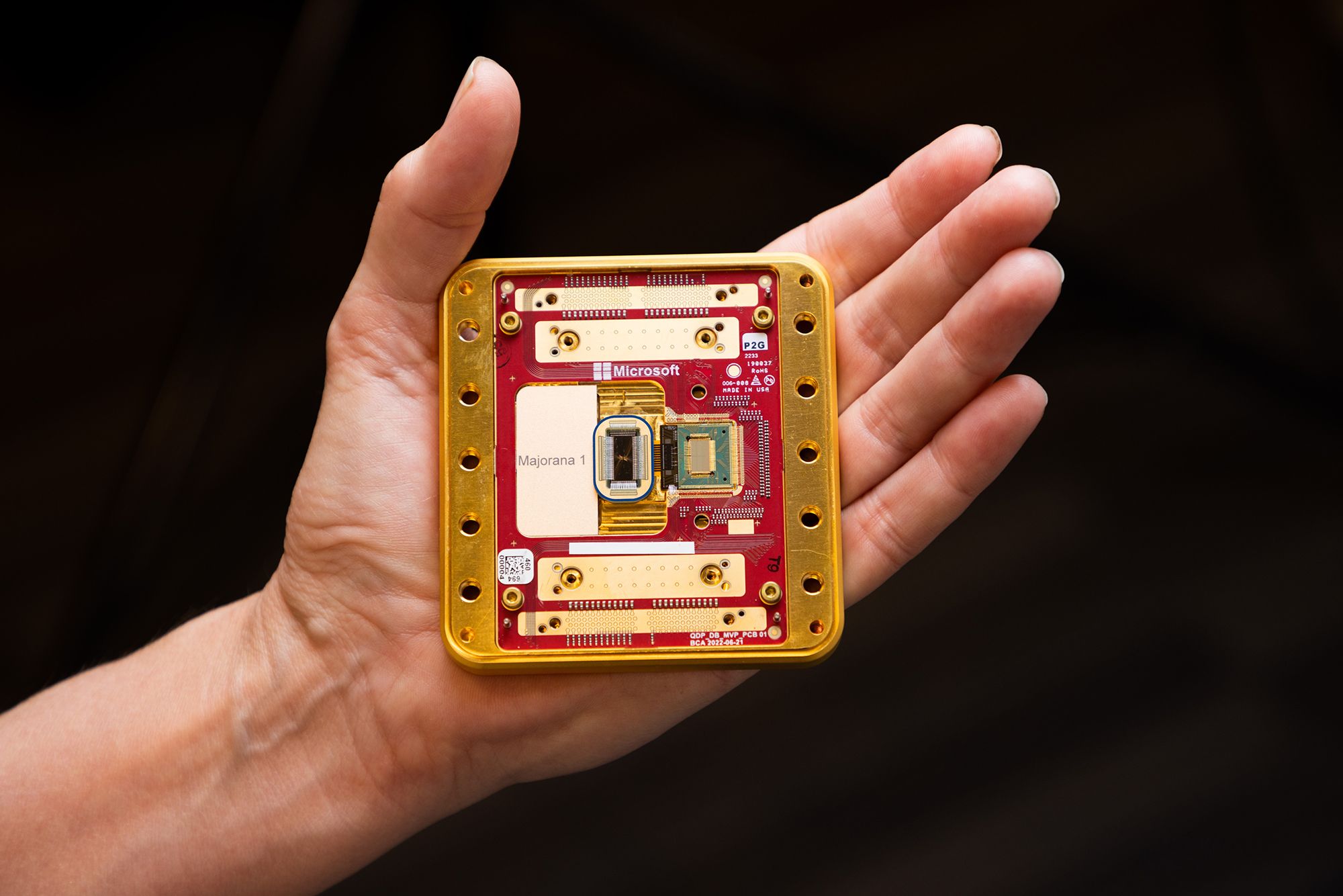 Microsoft lança chip que promete tornar computação quântica popular em alguns anos