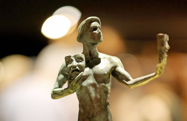 Que horas começa e onde assistir ao SAG Awards 2025? Confira tudo sobre a premiação