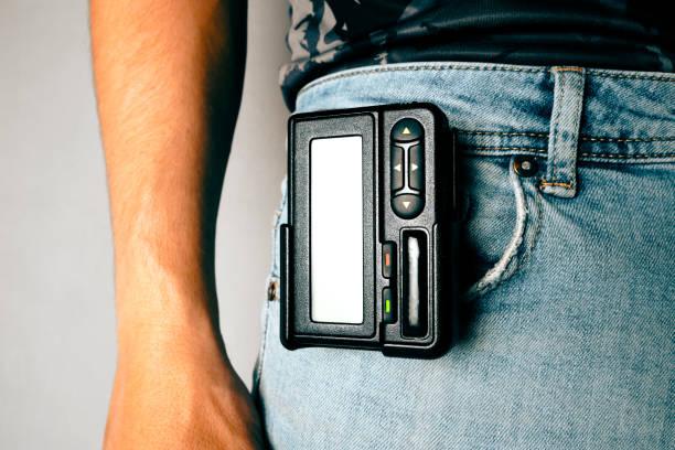 Que fim levou o pager, dispositivo de comunicação que era ‘chique’ nos anos 90?