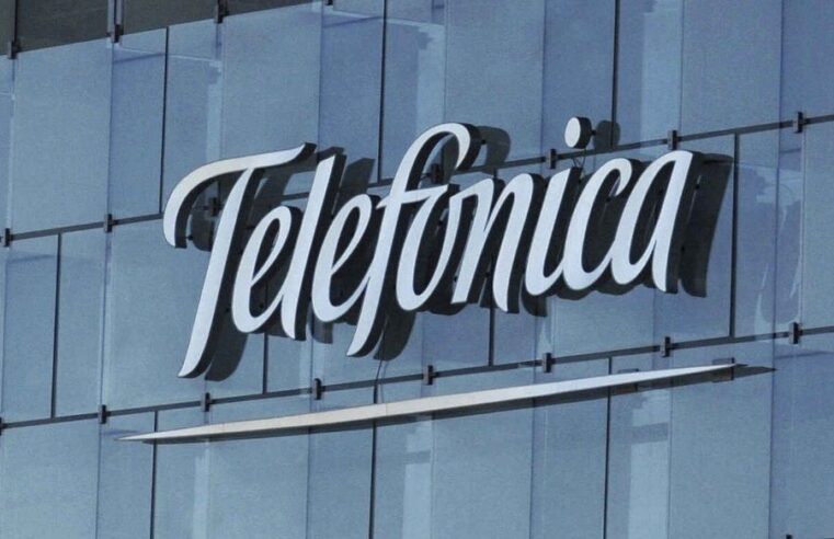 Que fim levou a Telefônica, principal rede de telefonia fixa do Brasil nos 2000?
