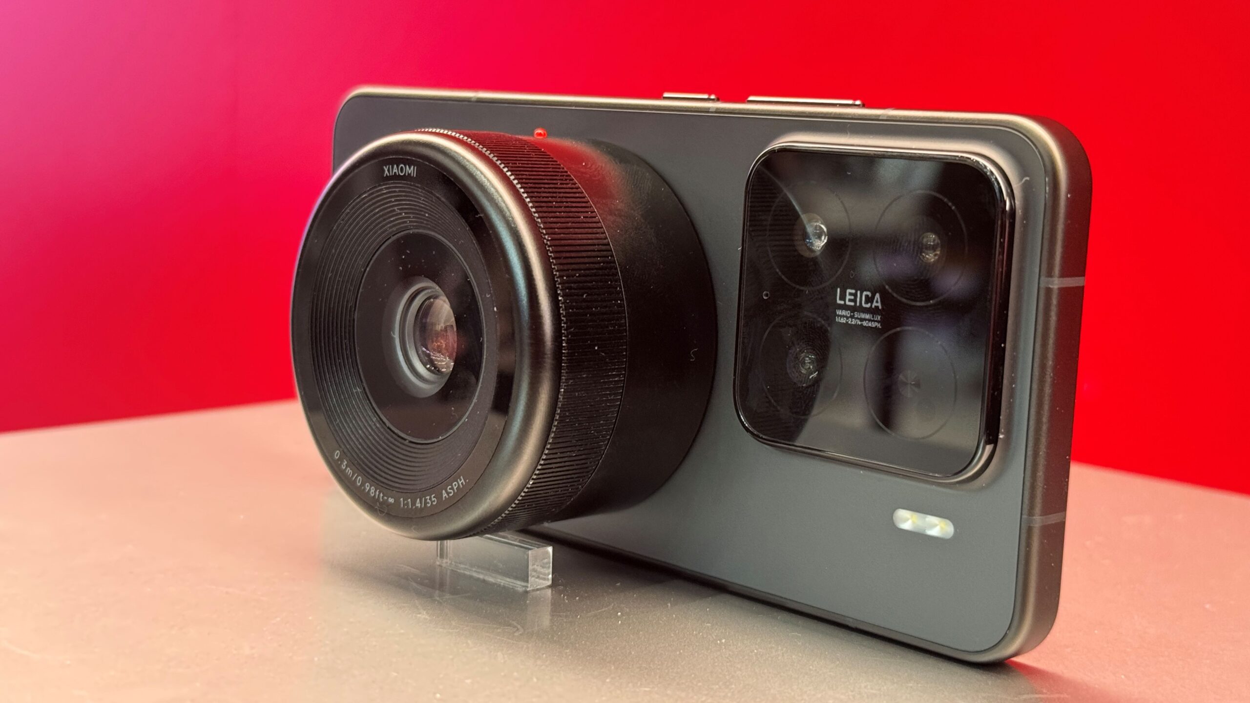 Xiaomi e Realme apresentam conceitos de celulares com câmera ‘modular’; confira
