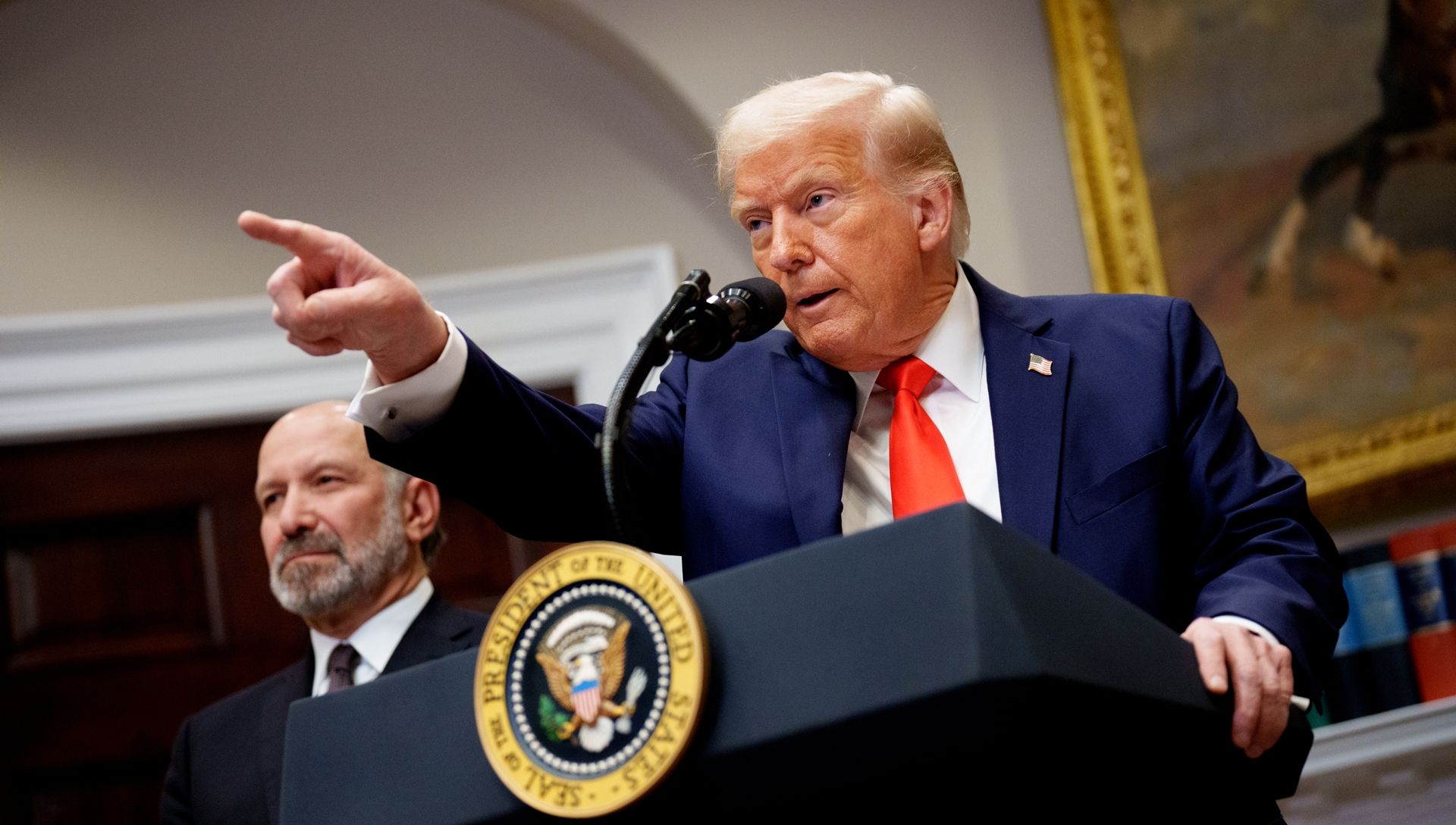 Trump cria reserva estratégica de criptomoedas nos EUA; entenda como funciona