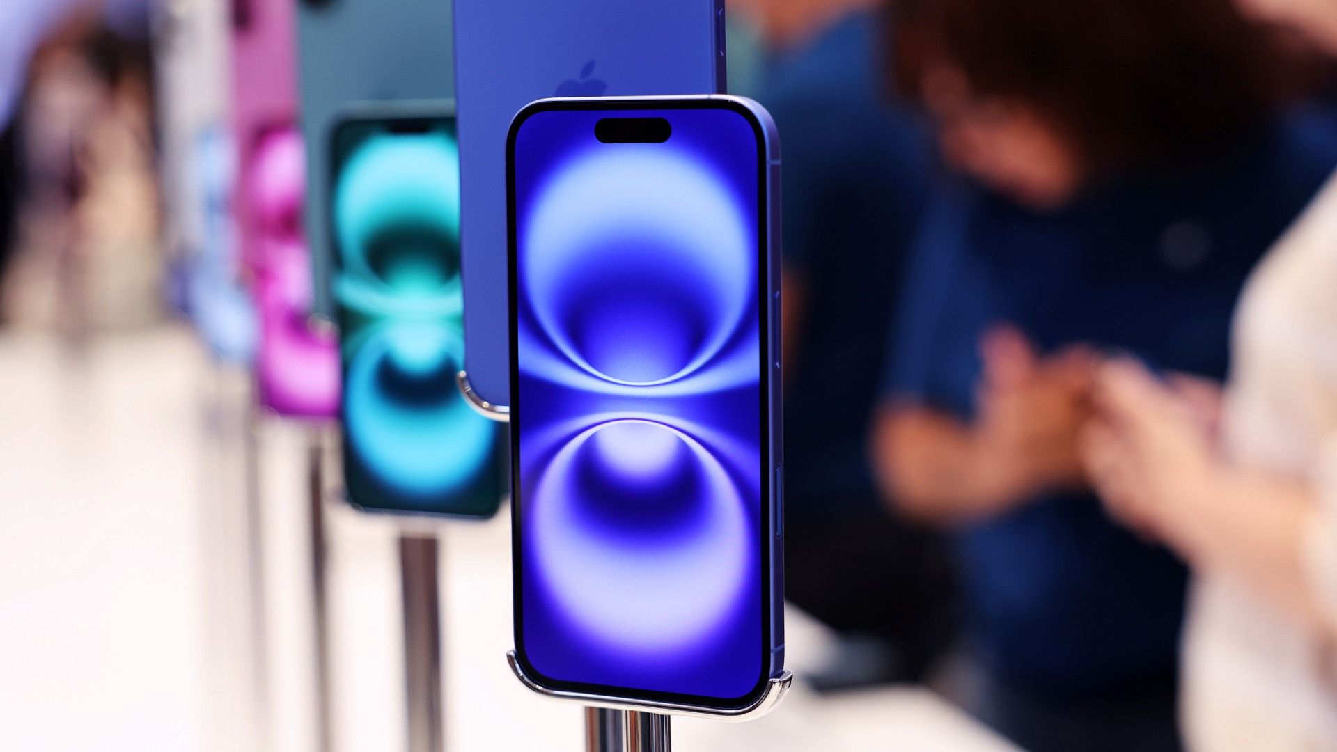iPhone 17 Pro Max pode ter corpo e bateria maior