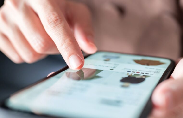 É estudante e a grana tá curta? Confira 7 apps que oferecem descontos para universitários