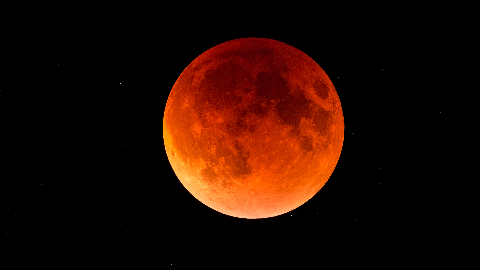 Eclipse lunar: confira fotos do fenômeno visto no Brasil