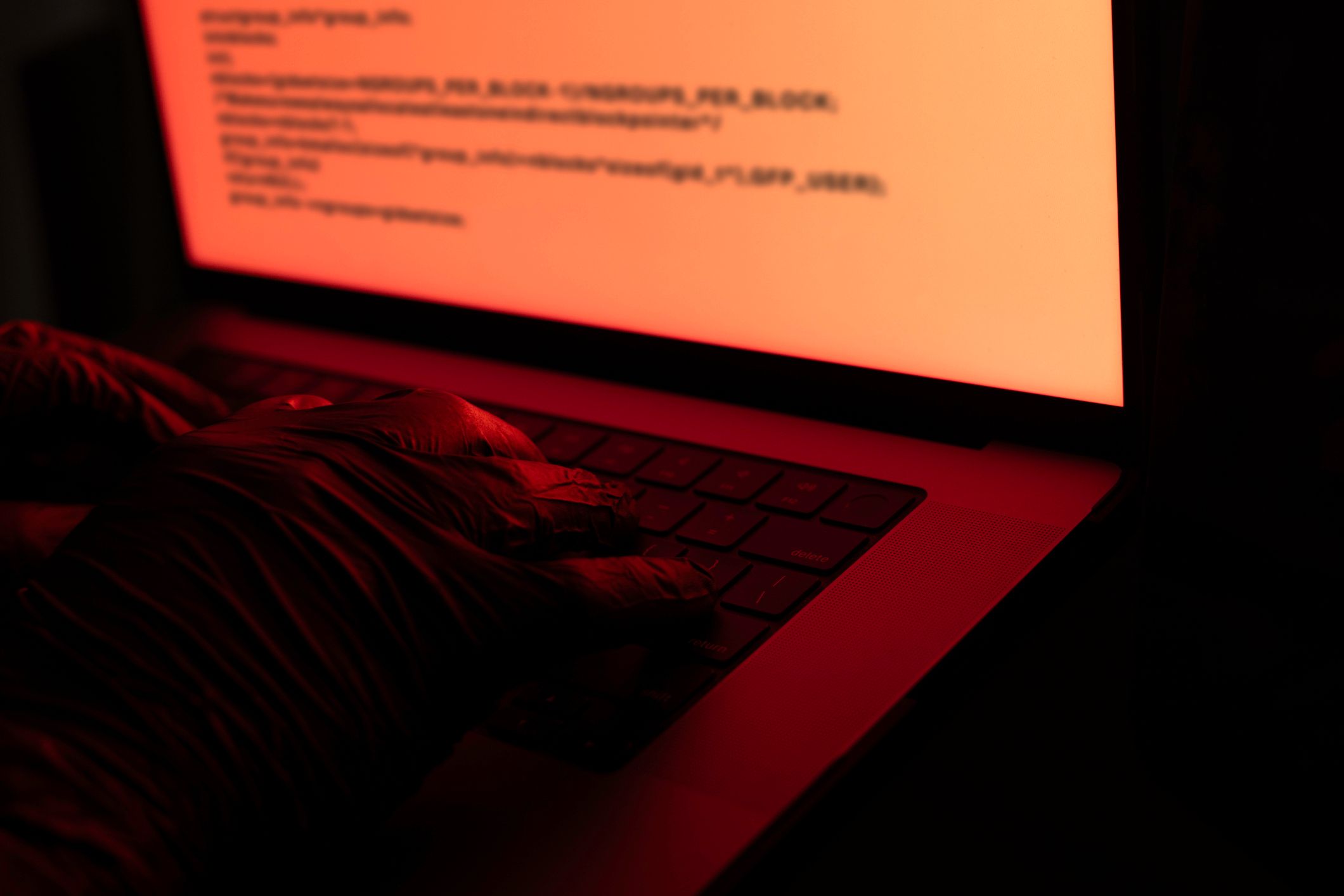 Cibercriminosos usam novo método para infectar dispositivos com o malware VenomRAT