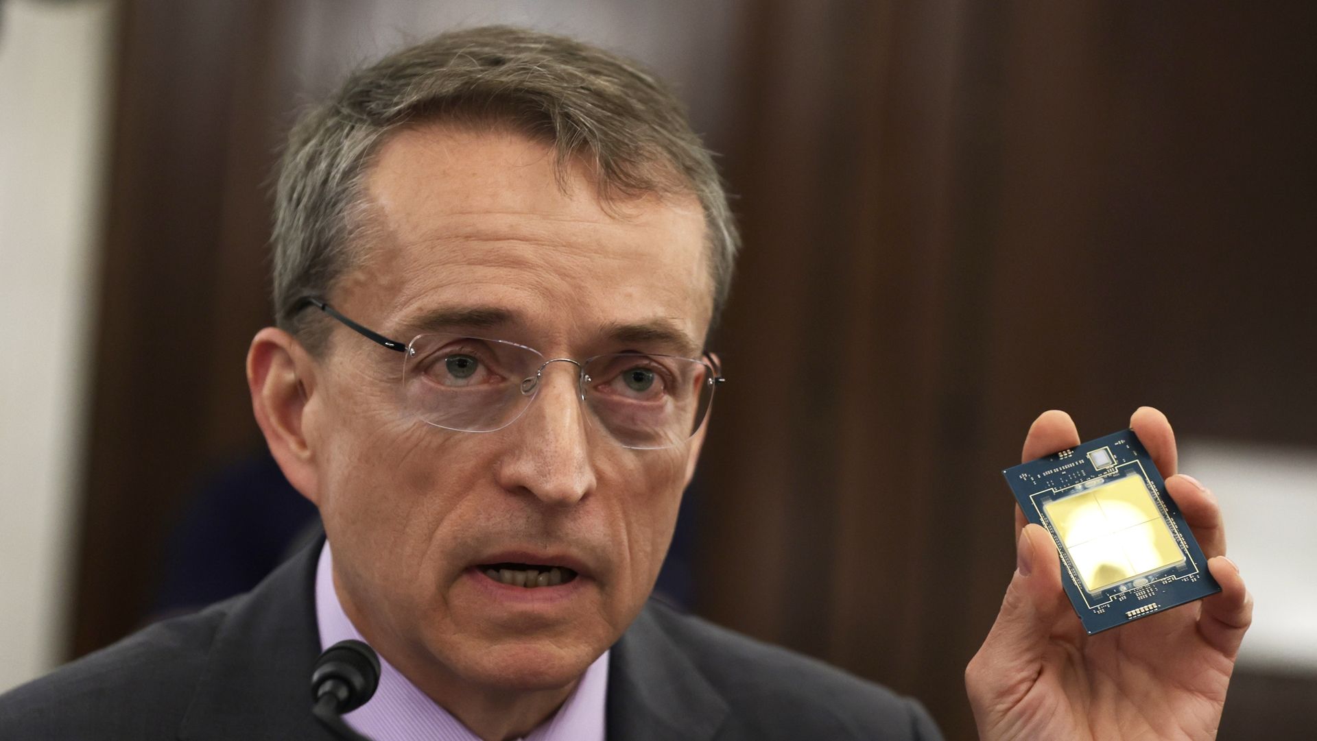 Após postagens bíblicas pós-demissões, ex-CEO da Intel vai chefiar empresa de tecnologia para igrejas