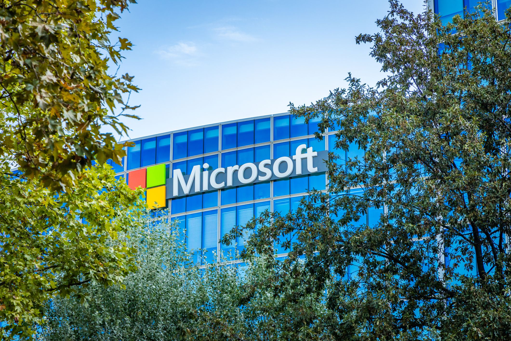 Microsoft anuncia mais softwares autônomos de IA para proteger computadores