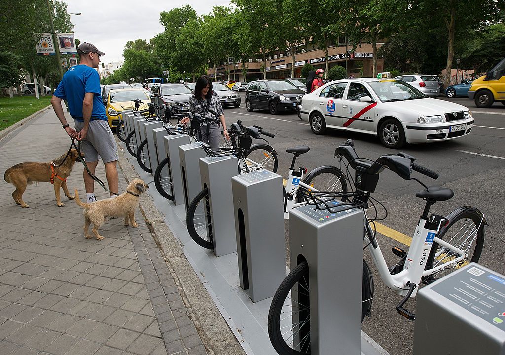Mobilidade elétrica complementa o transporte público e ajuda na redução de congestionamentos
