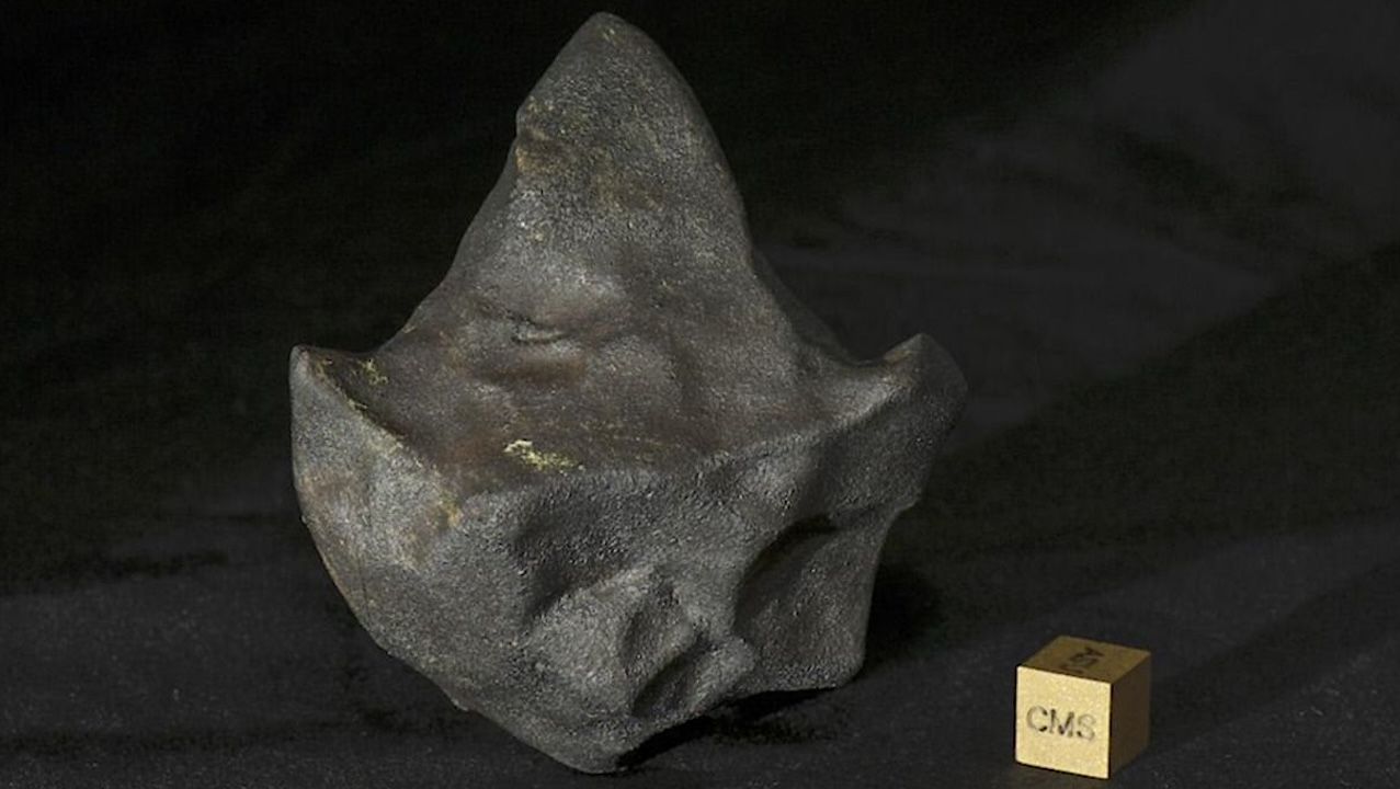 Meteoro “bola de lama” chega intacto a Terra após 2 milhões de anos; entenda