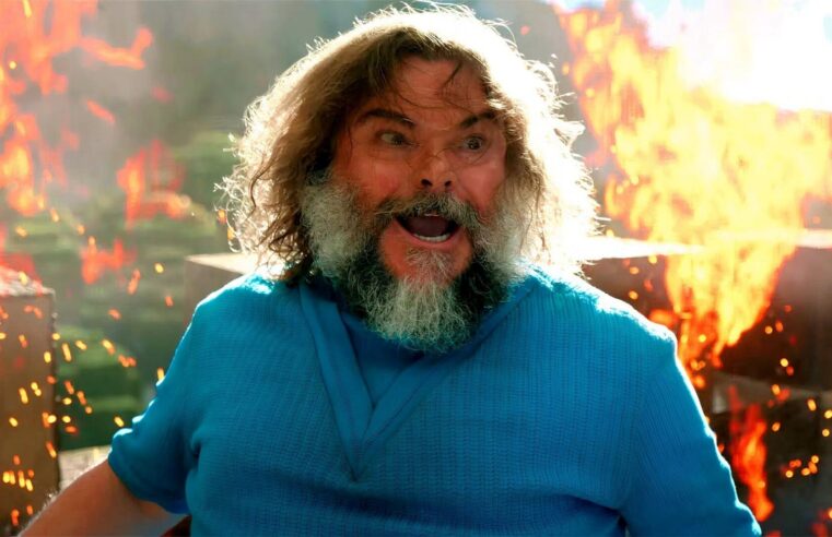 “Sem jogar pipoca”: Jack Black pede a fãs em surpresa durante sessão de Um Filme Minecraft