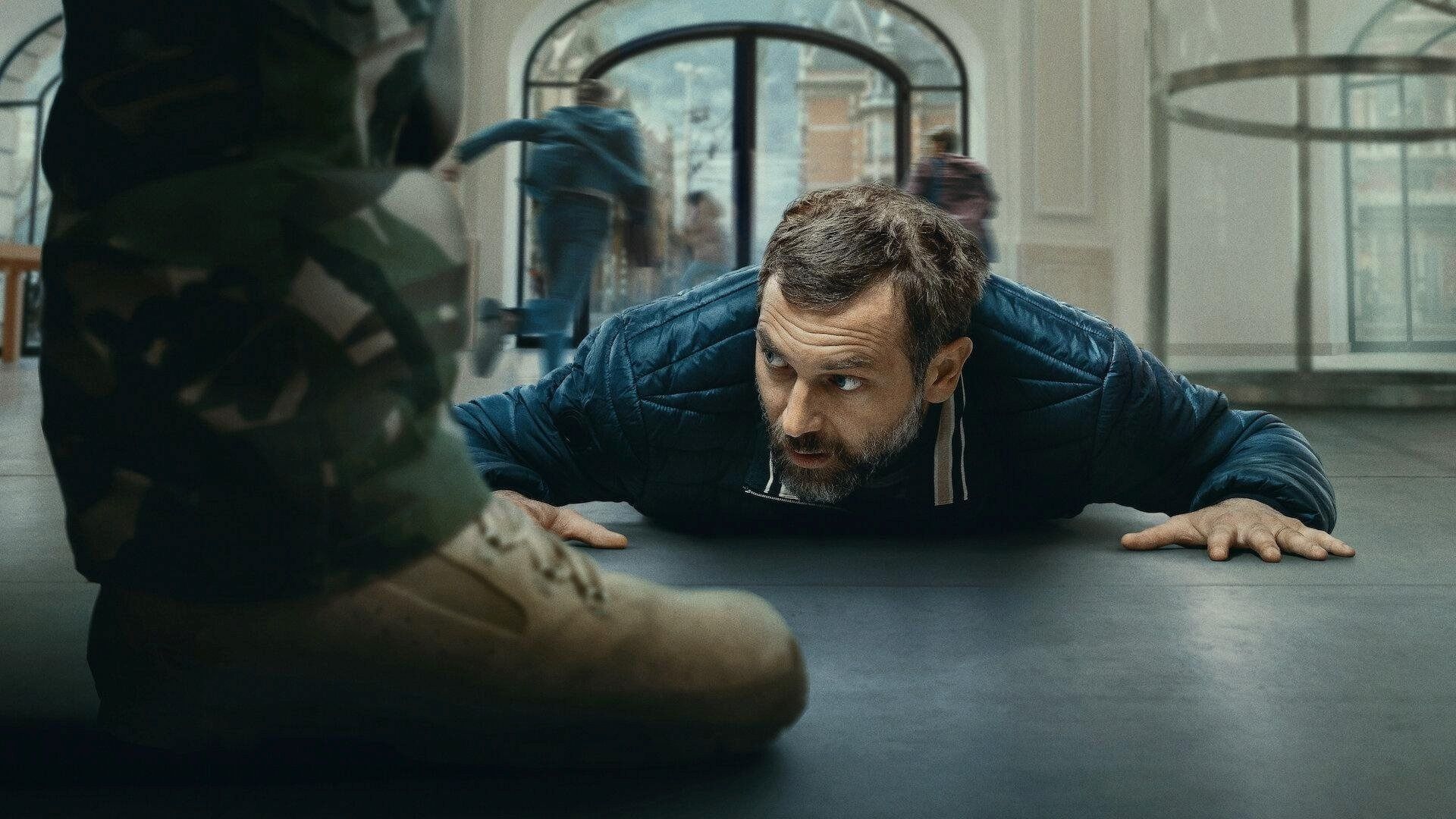 Conheça a história real de iHostage, filme de suspense bombando na Netflix