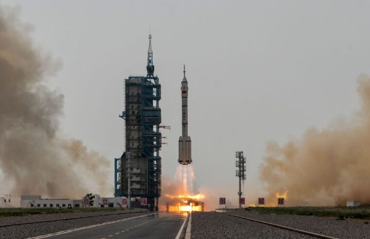 China lança nova missão tripulada ao espaço nesta quinta-feira (24)