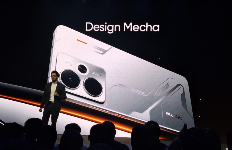 Realme 14: linha chega ao Brasil com celular que muda de cor a partir de R$ 2,8 mil