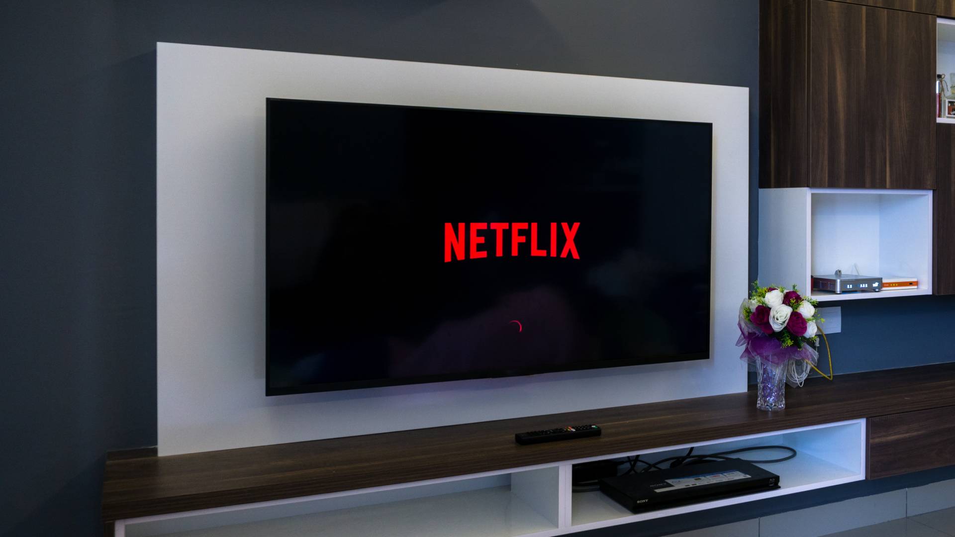 Samsung libera HDR10+ em filmes e séries da Netflix no Brasil! Veja como usar