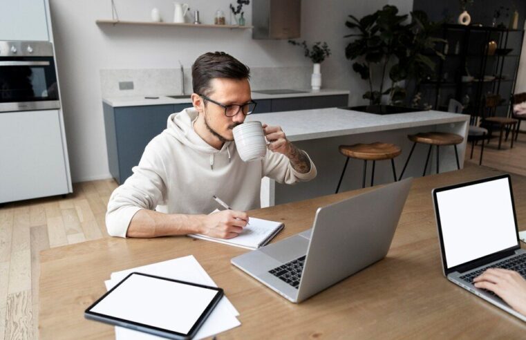 12 itens indispensáveis para quem trabalha em home office