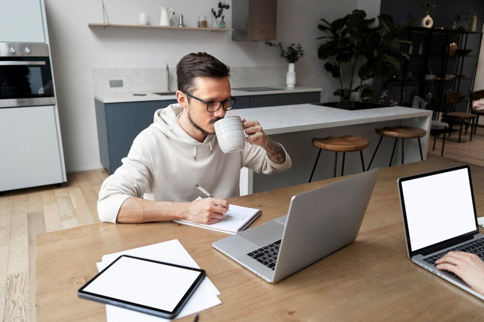 12 itens indispensáveis para quem trabalha em home office