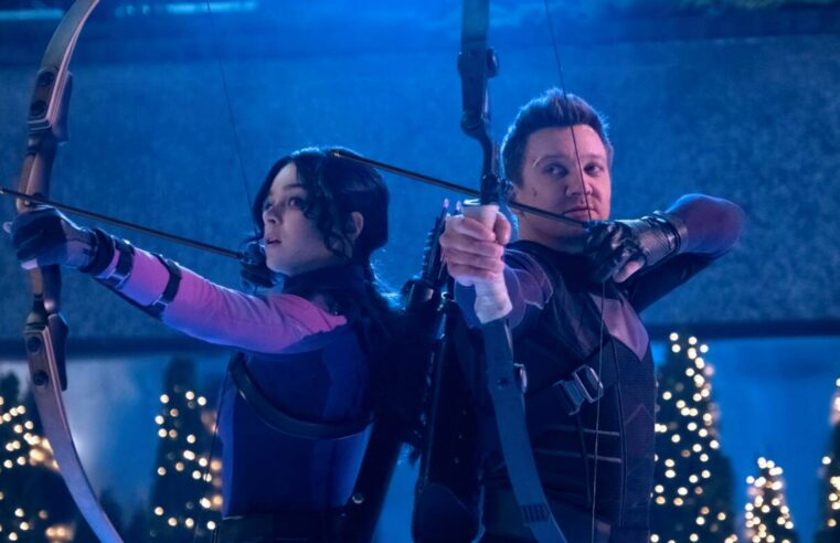 Jeremy Renner recusou Gavião Arqueiro Temporada 2 por salário reduzido pela Marvel
