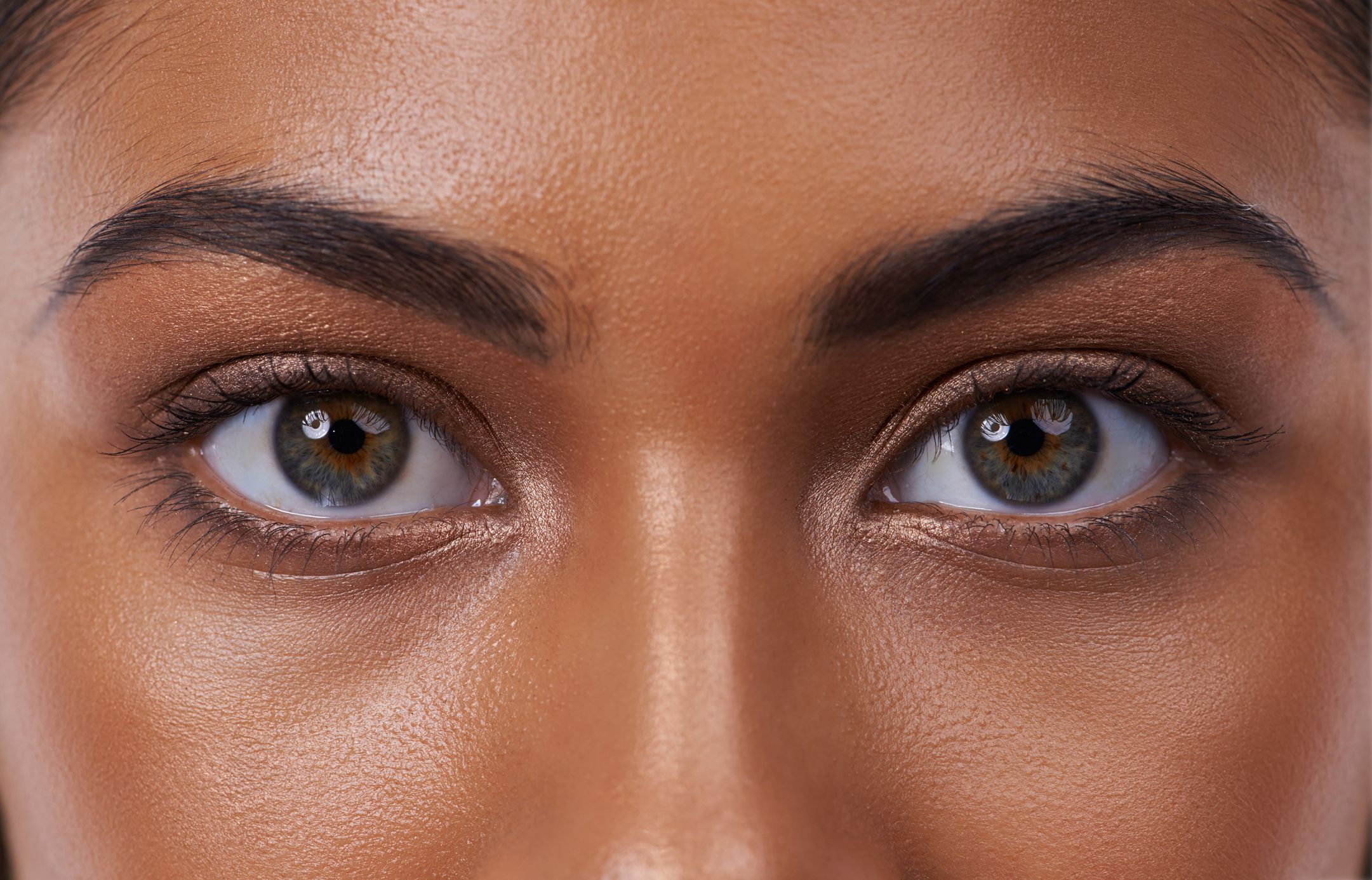 Por que estavam escaneando a íris dos olhos das pessoas?