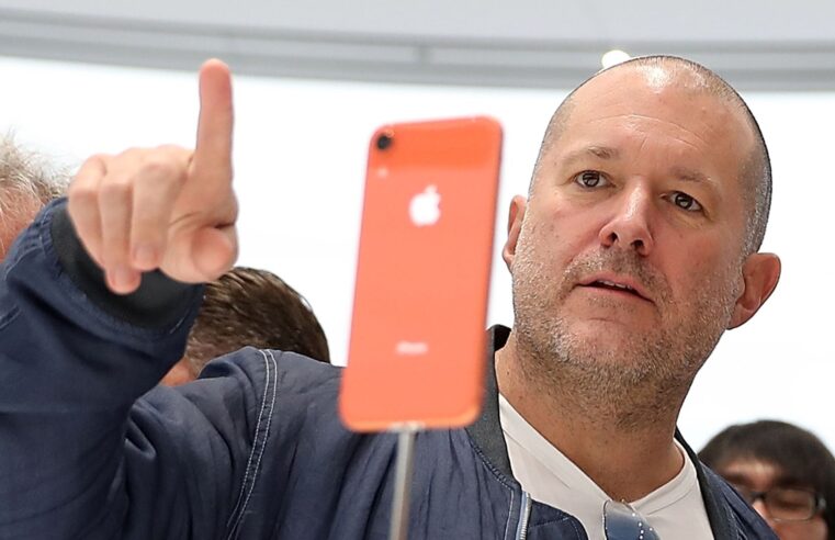 Em parceria com ex-Apple, OpenAI lançará um dispositivo que não é celular e nem relógio