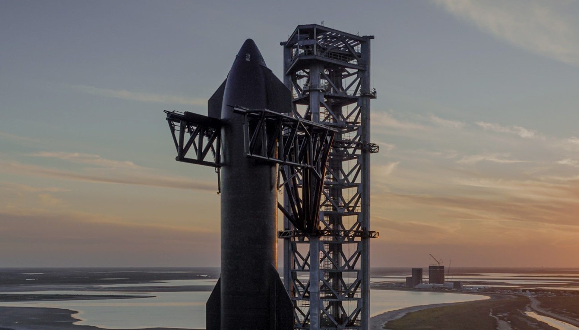 Starship, da SpaceX, alcança a órbita terrestre em voo experimental, mas perde o controle inesperadamente