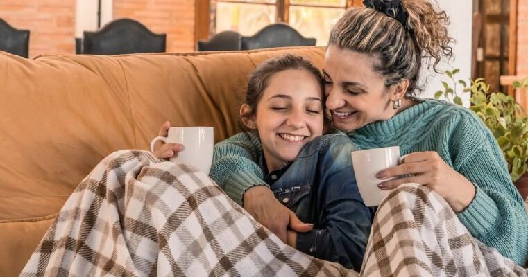 Ofertas de Inverno na Shopee: aquecedores, chaleiras elétricas, canecas térmica e mais a partir de R$25