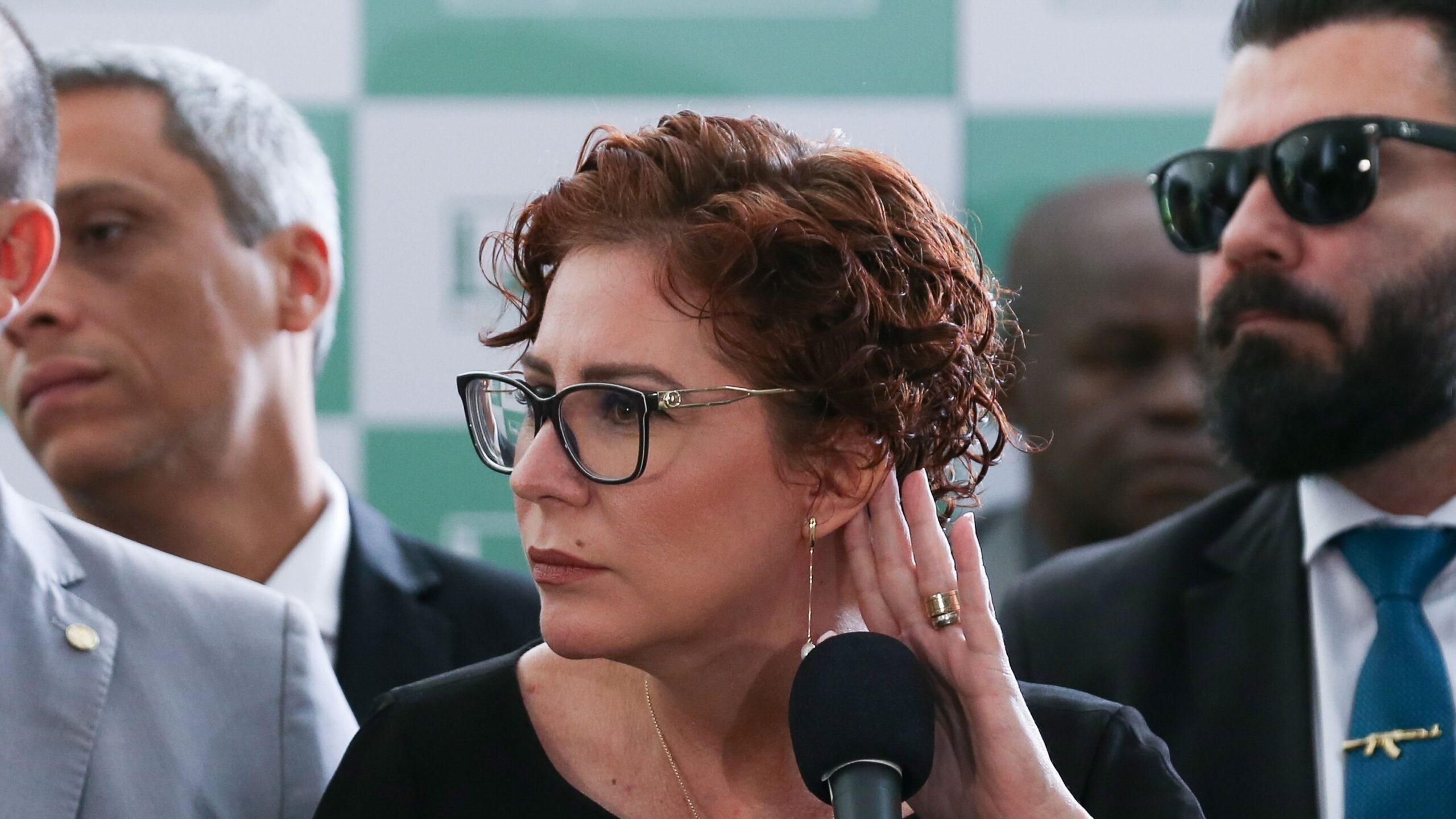 STF nega recurso e mantém sentença de deputada Carla Zambelli e do hacker Walter Delgatti