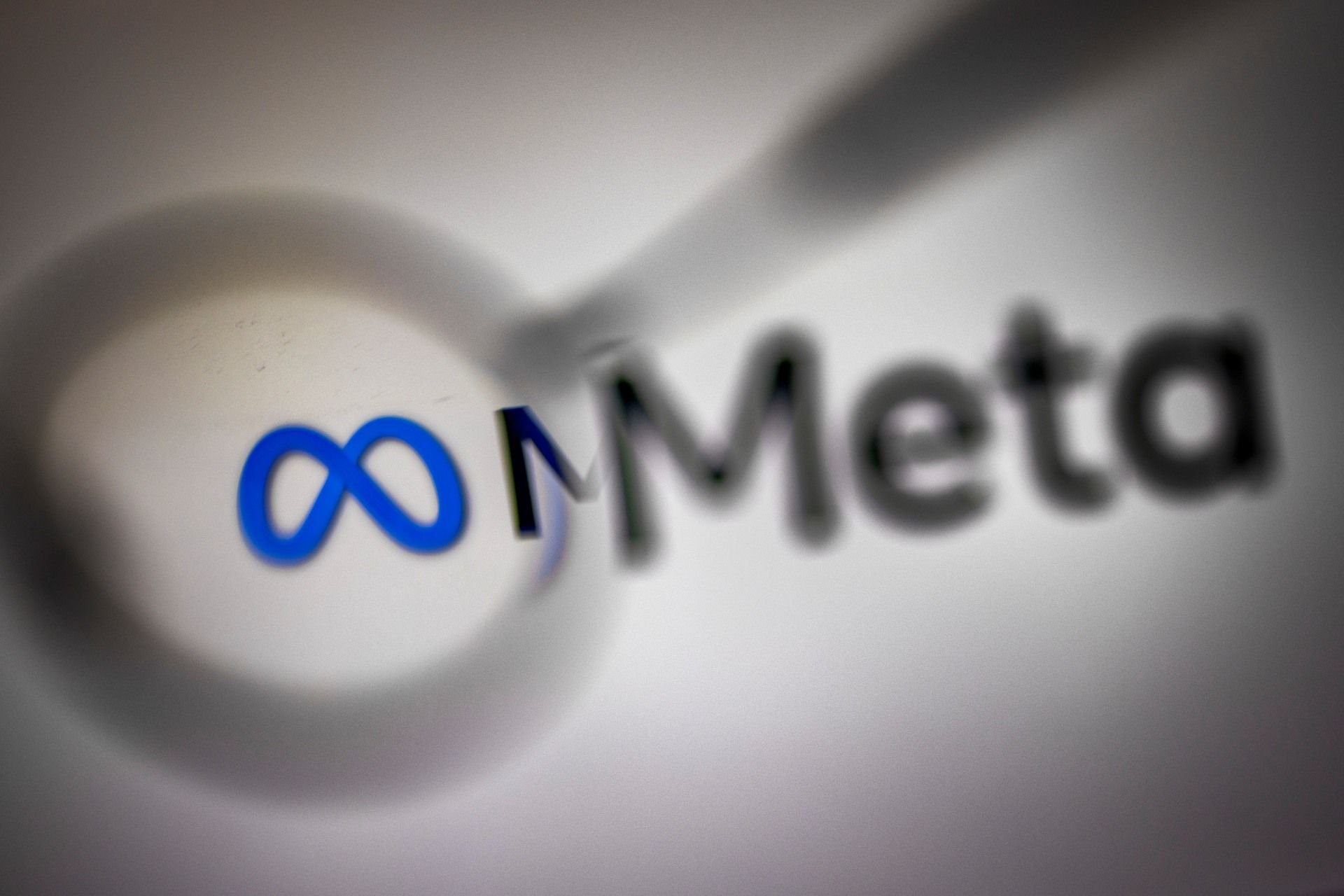 Meta investirá US$ 15 bilhões em inteligência artificial geral que ‘pensa como humanos’