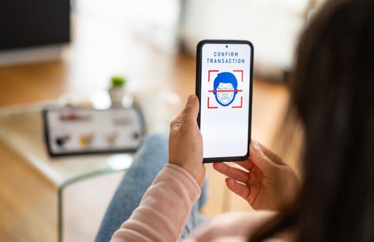Biometria facial nos estádios representa ‘sérios riscos aos torcedores’, alerta especialista
