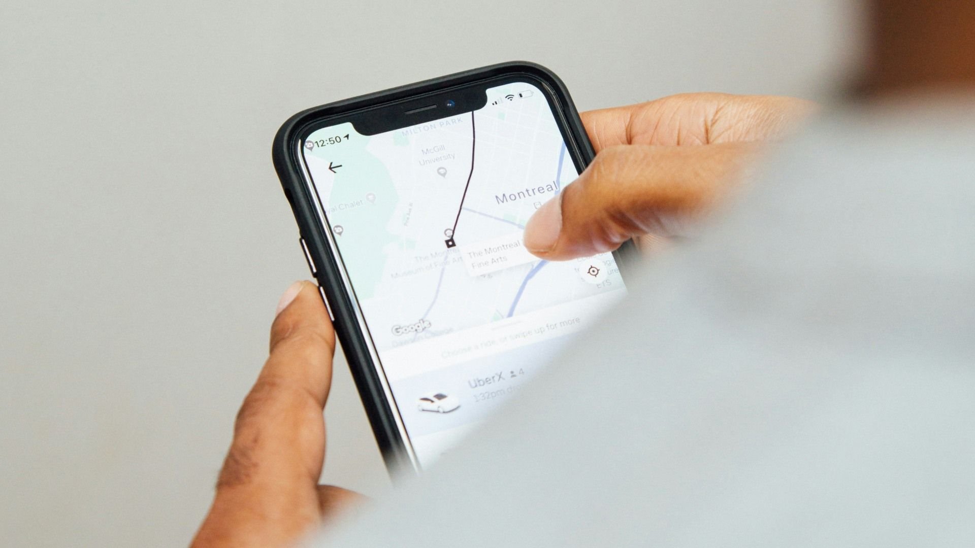 Uber quer dar desconto em corridas com mais propagandas