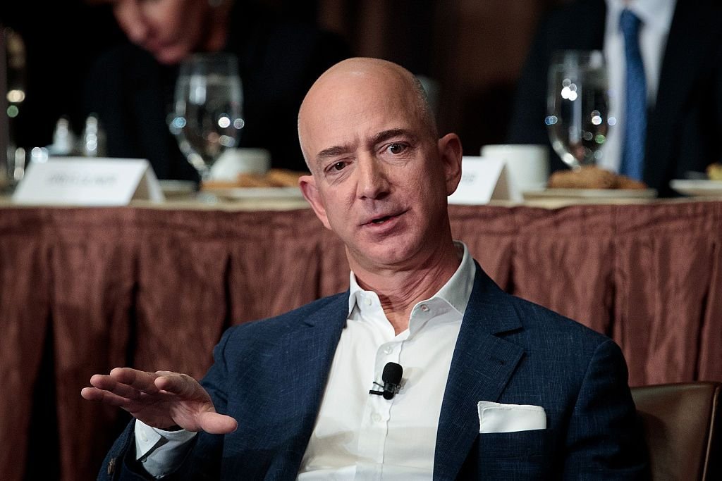 Jeff Bezos: quais celulares o fundador da Amazon já utilizou?