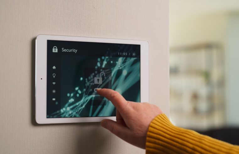 Para que serve e por que é importante ter um monitor de casa inteligente?